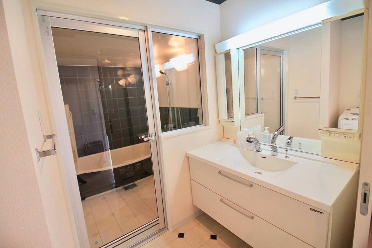 Luxes - 10 Min Hiroshima Station & 2Br Up To 10P Apartamento Exterior foto